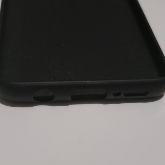 Samsung Lightly Used S9 Soft Shell Black Case-OS - Picture 4 of 7